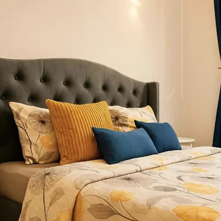 Sweet Cozy Ultracentral